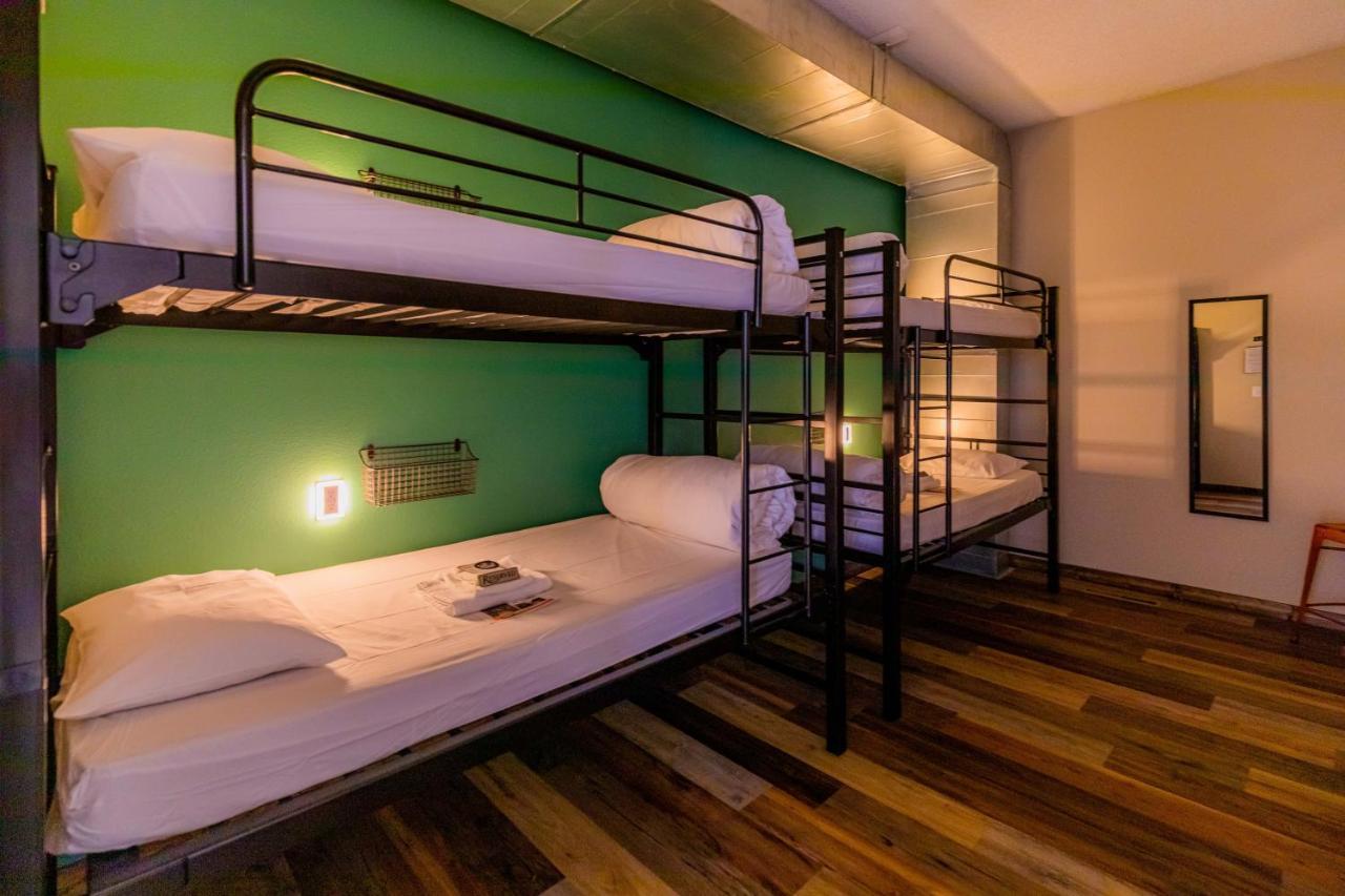 Pintler'S Portal Hostel Анаконда Екстериор снимка