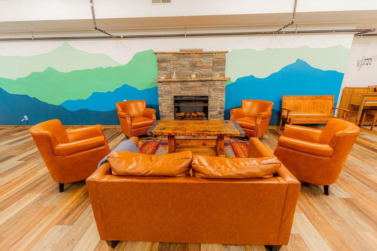 Pintler'S Portal Hostel Анаконда Екстериор снимка