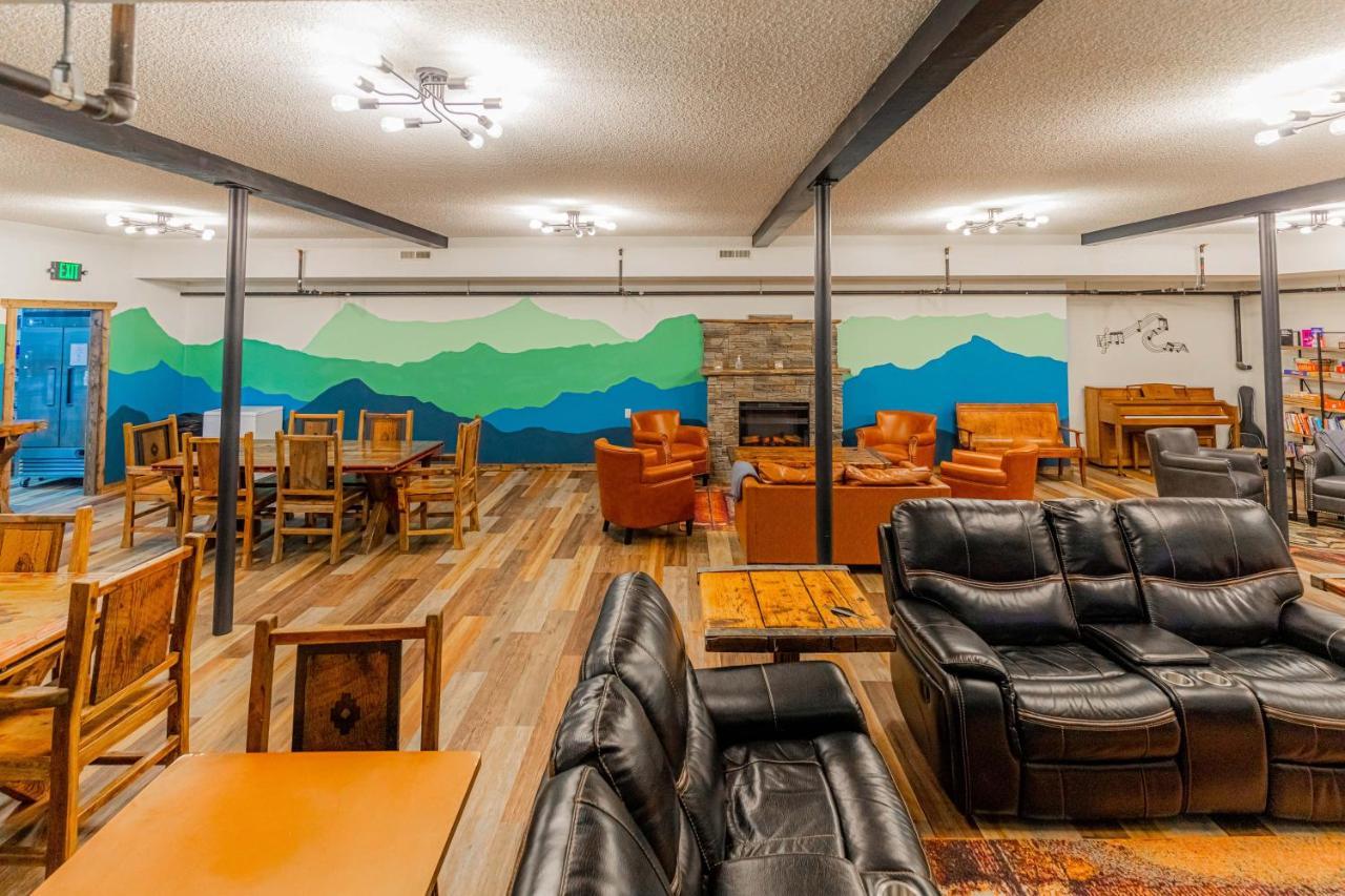 Pintler'S Portal Hostel Анаконда Екстериор снимка