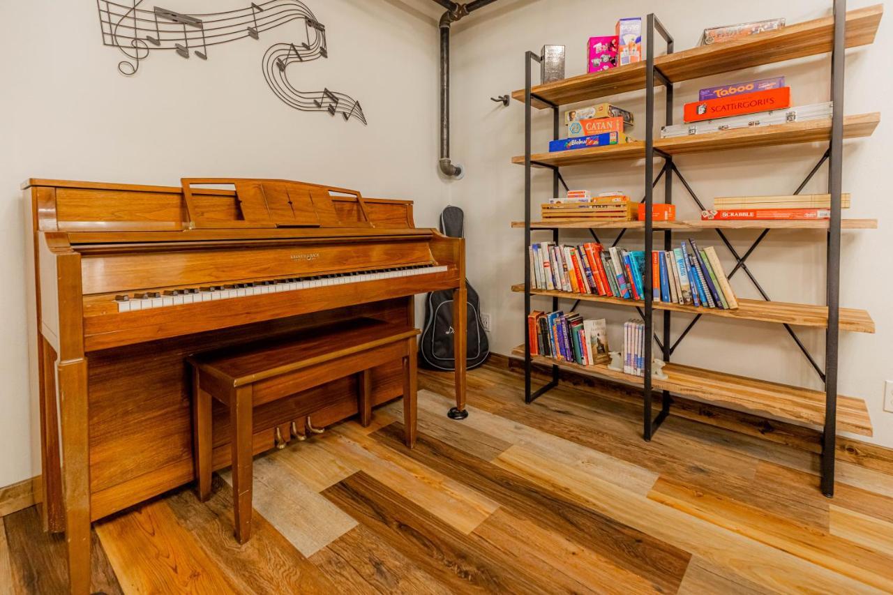 Pintler'S Portal Hostel Анаконда Екстериор снимка