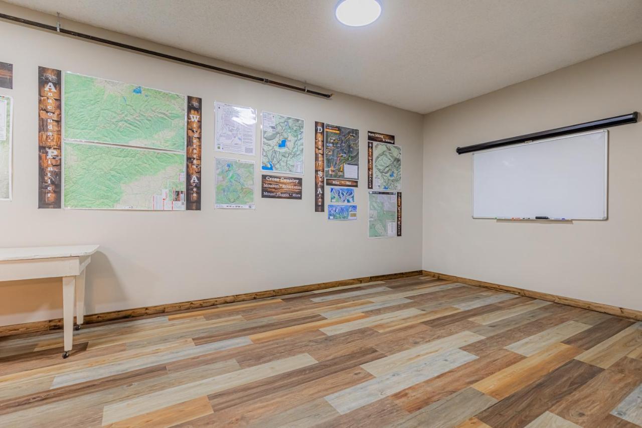 Pintler'S Portal Hostel Анаконда Екстериор снимка