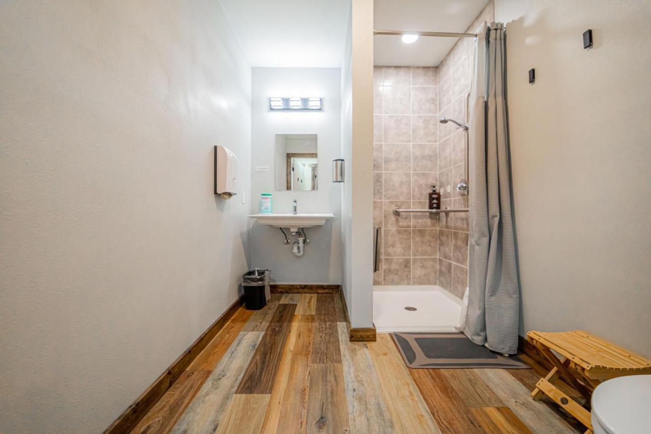 Pintler'S Portal Hostel Анаконда Екстериор снимка